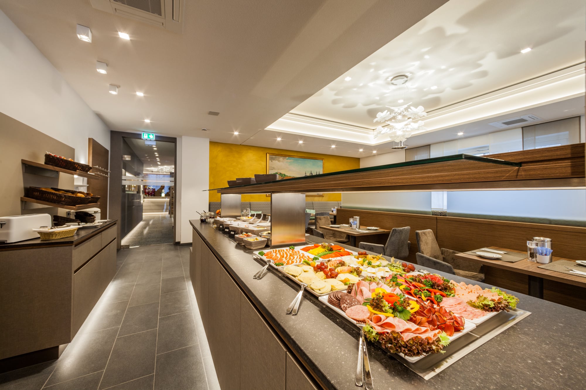 The extensive breakfast buffet